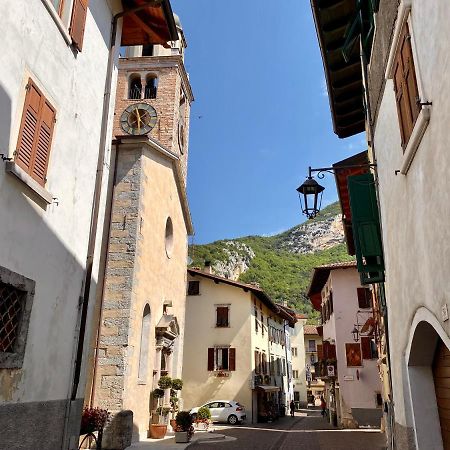 Appartamenti Le Tre Rose Torbole Sul Garda Bagian luar foto