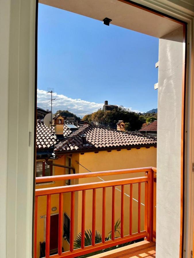 Appartamenti Le Tre Rose Torbole Sul Garda Bagian luar foto